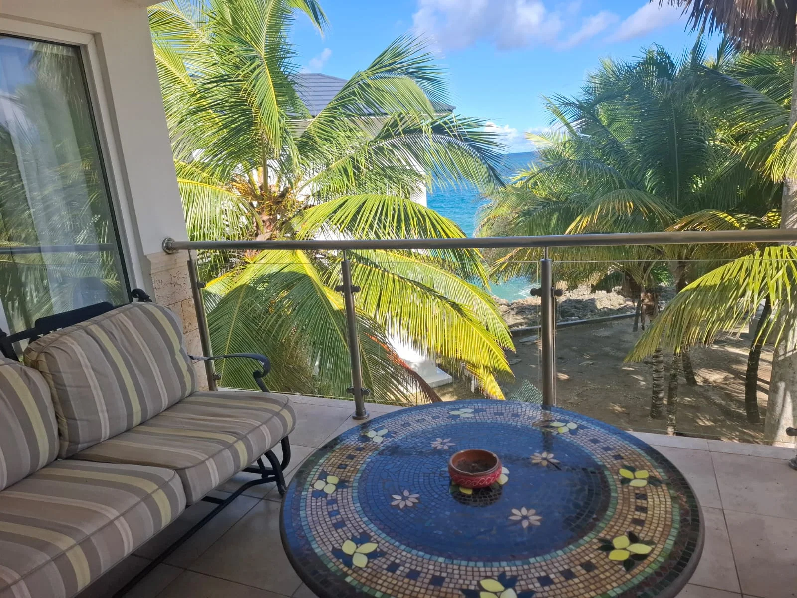 oceanfront 3 bedrooms penthouse playa chiquita - photo 6