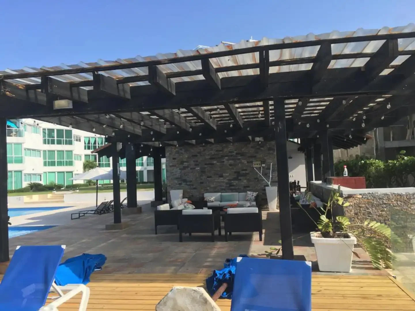 BEACHFRONT LUXURY 2 BEDROOMS APARTMENT PLAYA LAGUNA - photo 2