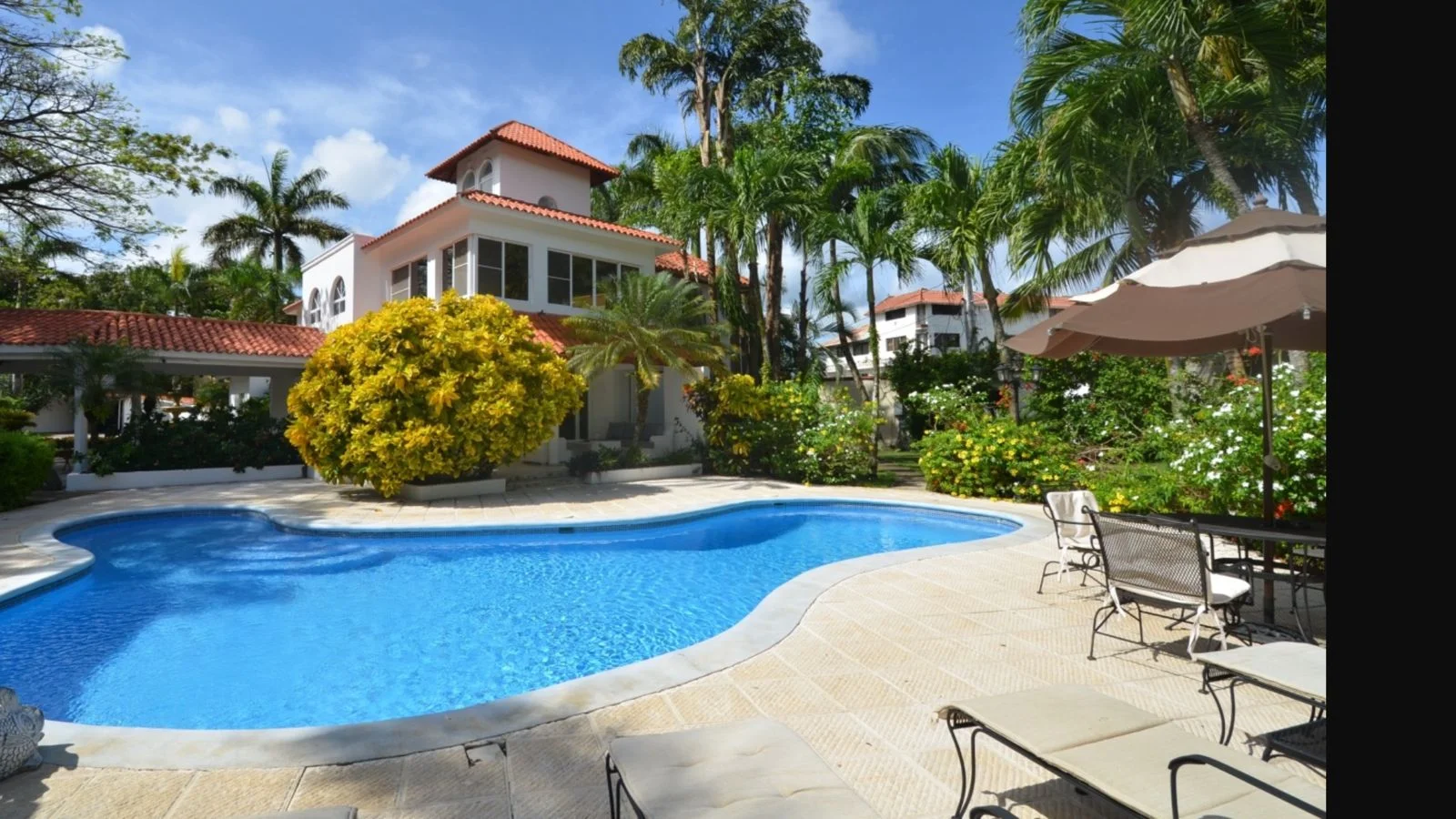 6/9 bedrooms villa lion - photo 1