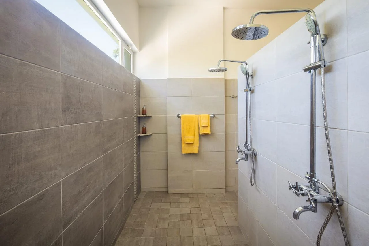 oceanfront 4 bedrooms luxury villa playa chiquita - photo 3