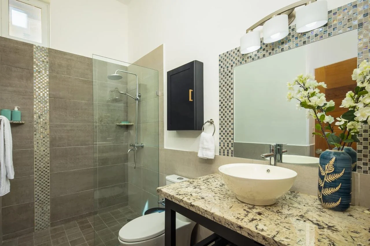 oceanfront 4 bedrooms luxury villa playa chiquita - photo 5